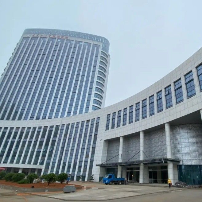 Customized steel structure office complex building building galvanized anti-corrosion material