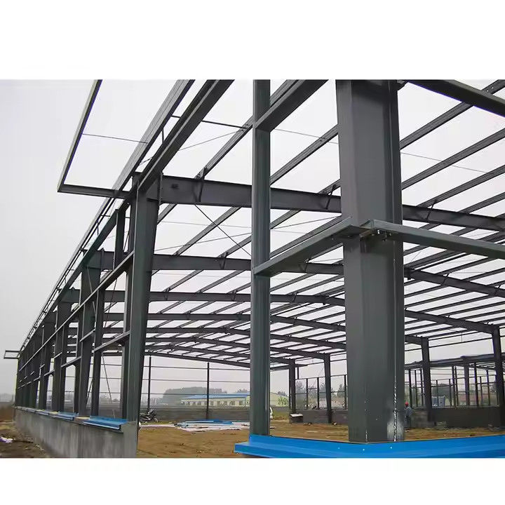 Modern Heavy Pre Engineered Steel Structure Warehouse Building With Q235 Main Steel And Glass Wool Insulation