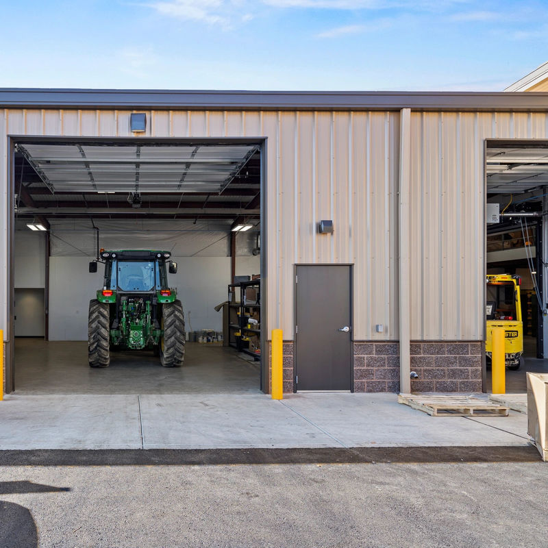 Prefabricated Steel Structure Workshop Factory Plant Customizable Design For Efficient Construction